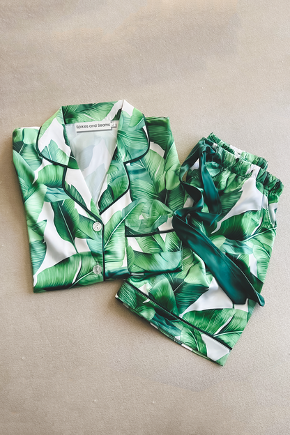 Women's Green Banana Leaf Pajamas with Ribbon Shorts