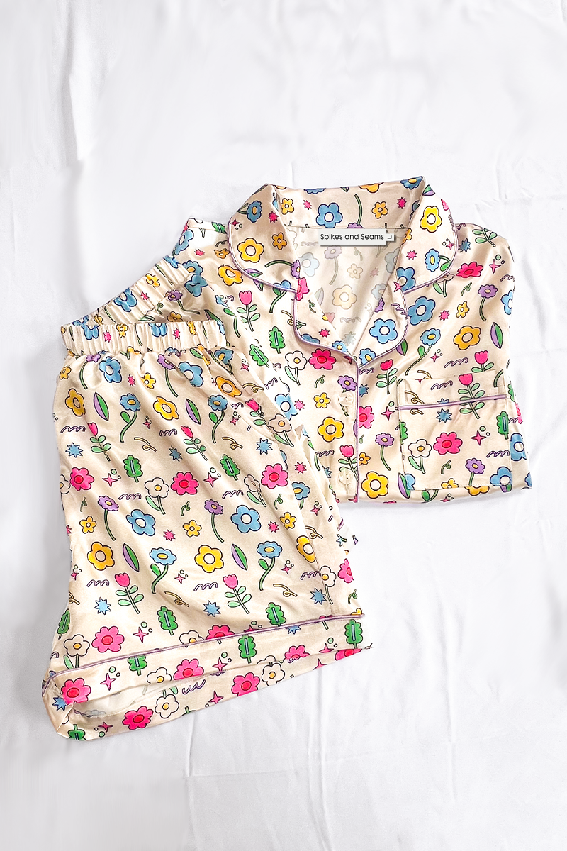 Ditzy Daisy Satin Pajamas Shorts Set