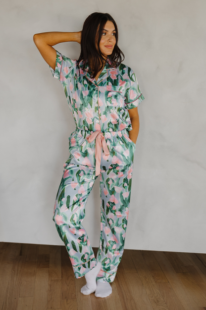 Fluid Tulips Satin Pajamas Pants Set