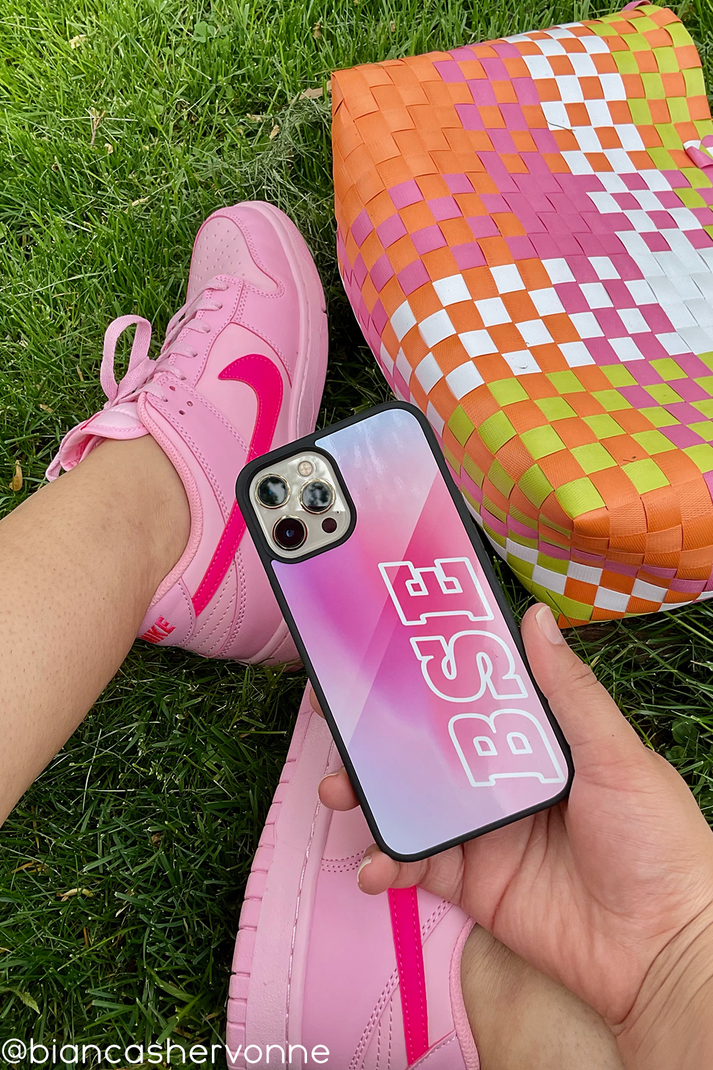 Custom Pink Gradient iPhone case – Spikes and Seams