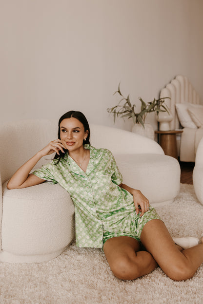 Green Daisy Checkered Satin Pajamas